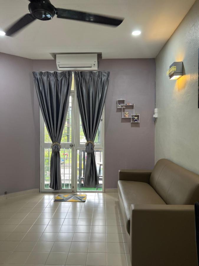 Batu Feringgi Homestay Екстериор снимка