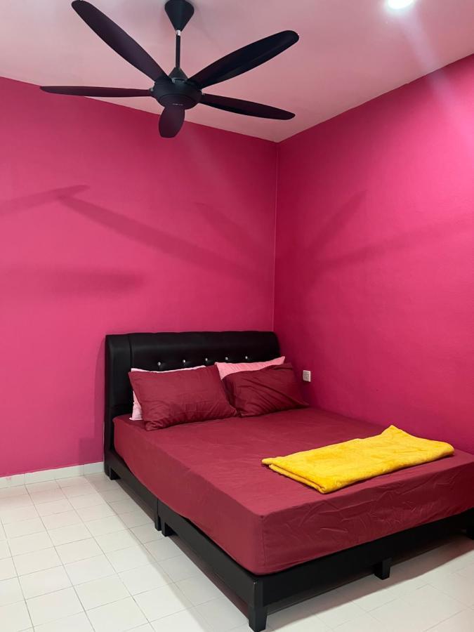 Batu Feringgi Homestay Екстериор снимка