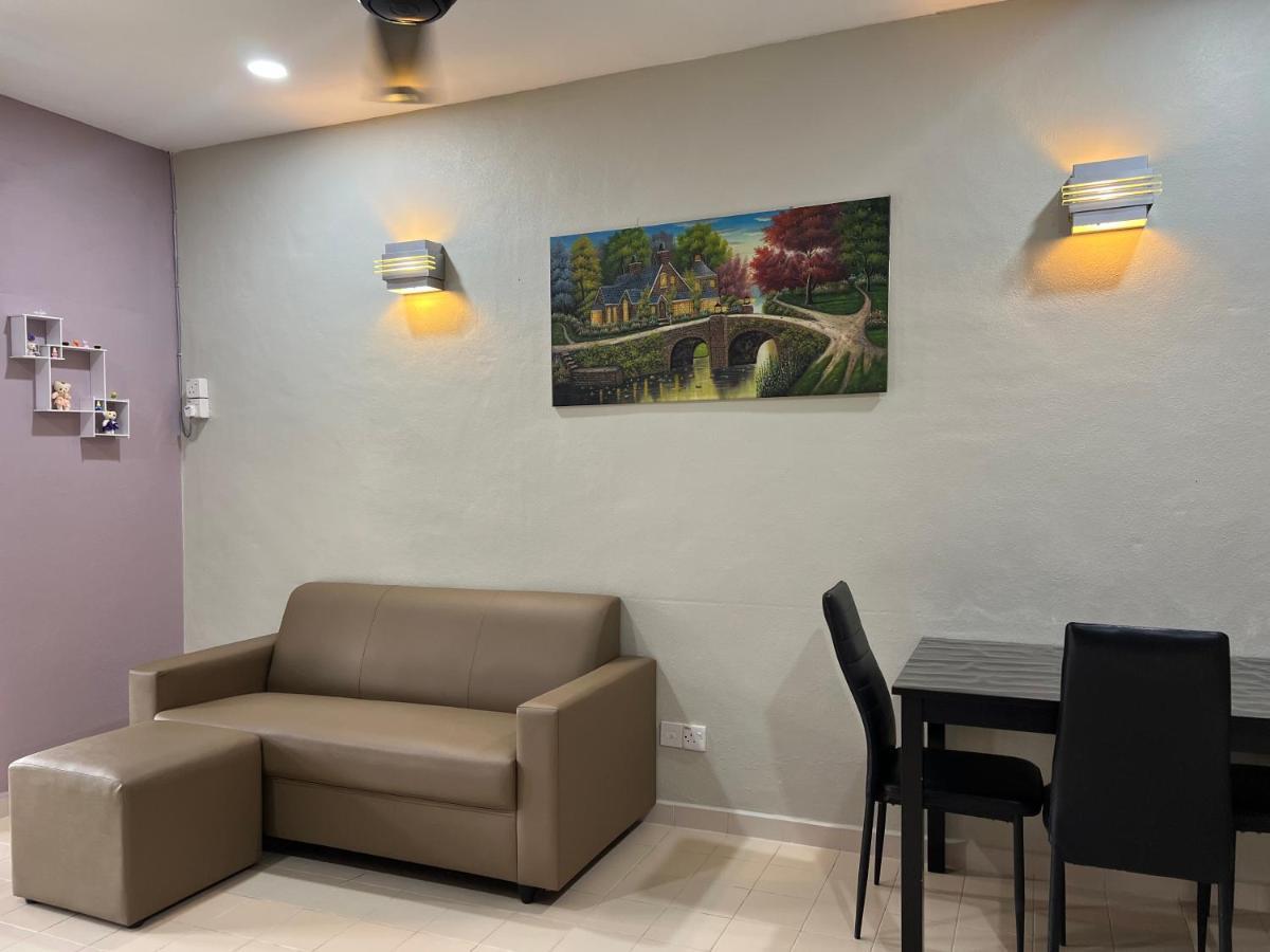 Batu Feringgi Homestay Екстериор снимка